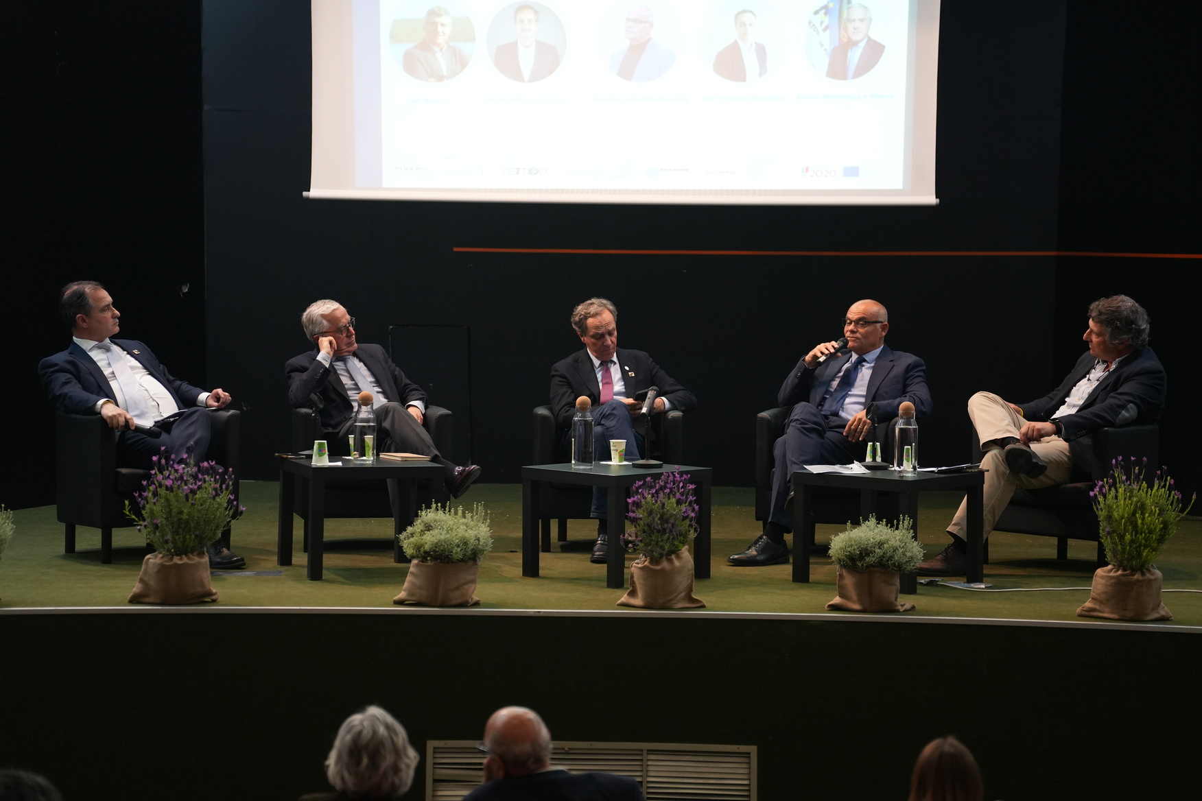 foto debate fenareg